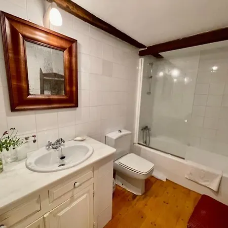 Branas, Casona Stylish Host ,san Vicente De La Barquera *