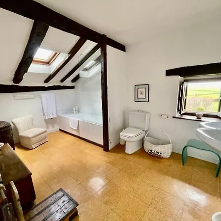 Branas, Casona Stylish Host ,san Vicente De La Barquera Holiday home